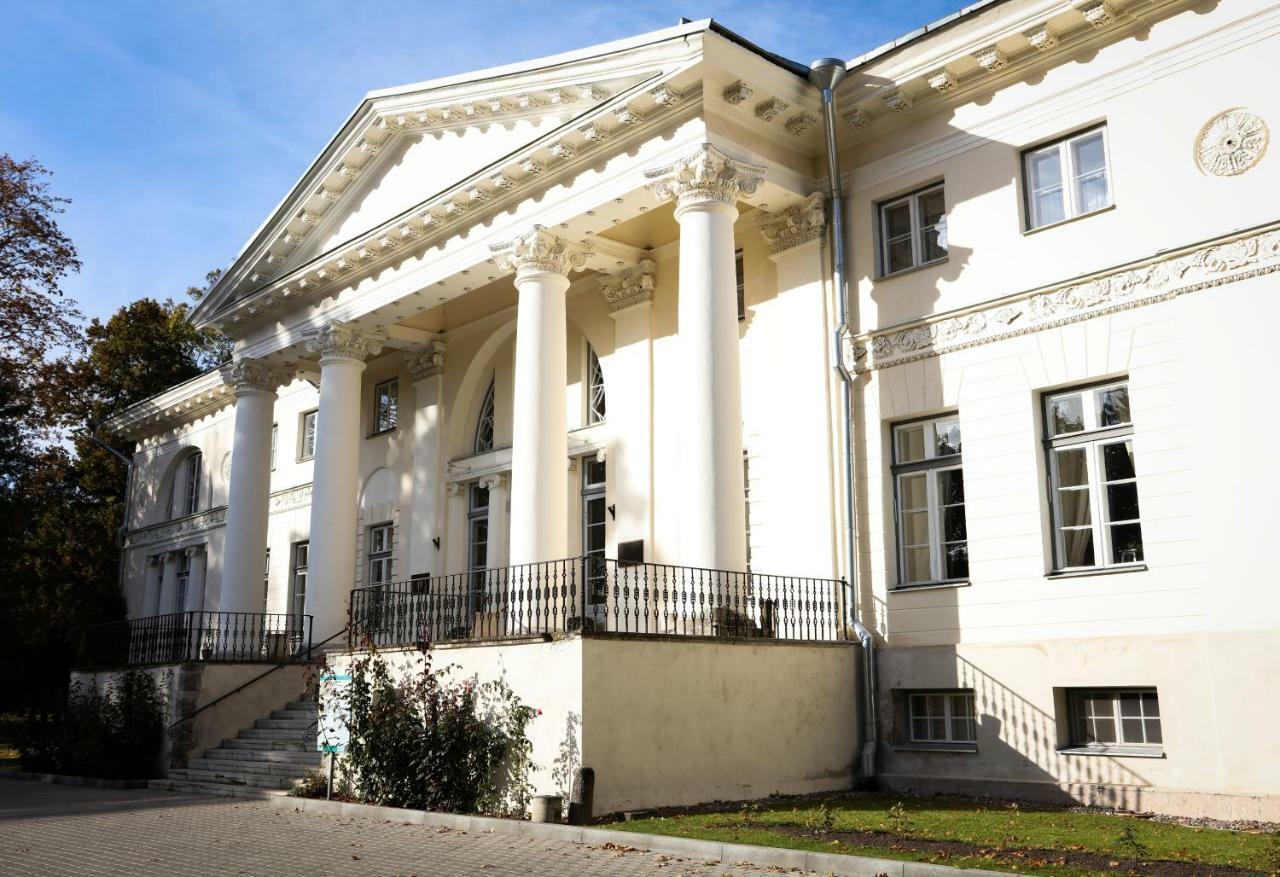 Hotel Saku Mois & Saku Manor Exterior foto